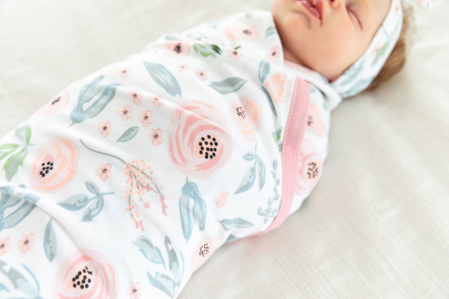 Ivy Robe & Newborn Swaddle Blanket Set & Dad T-Shirt