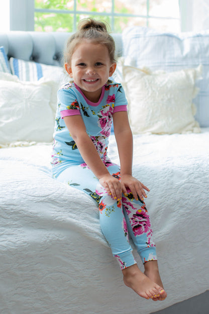 Isla Mommy & Daughter Pajamas & Newborn Swaddle Blanket Set